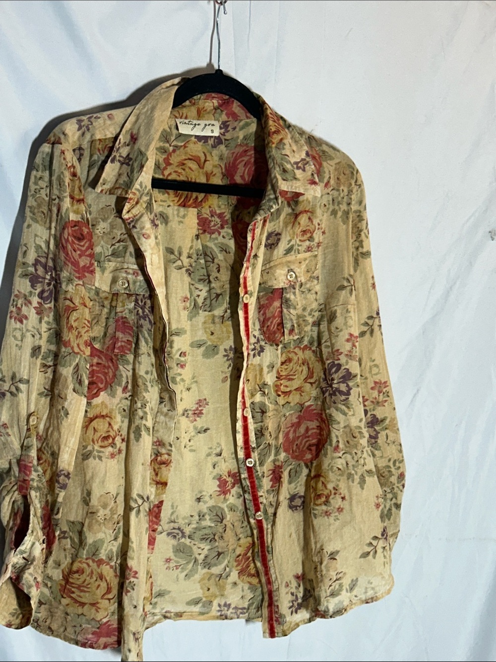 Vintage Floral Button-Front Jean Jacket in Cream, Red, Yellow